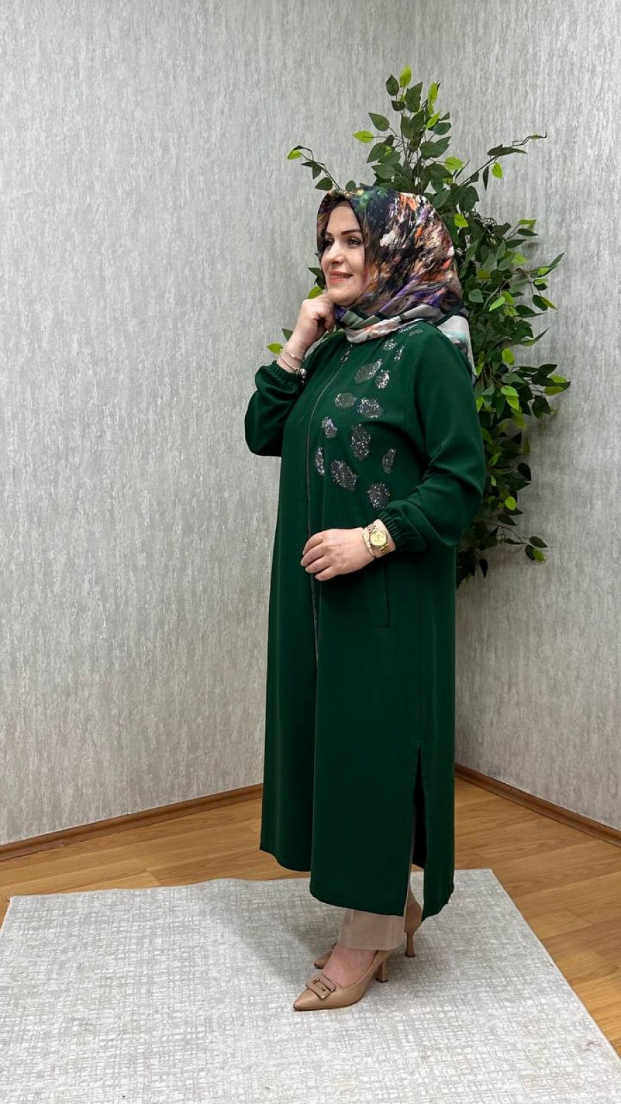 TAŞLI KREP KAP ZÜMRÜT