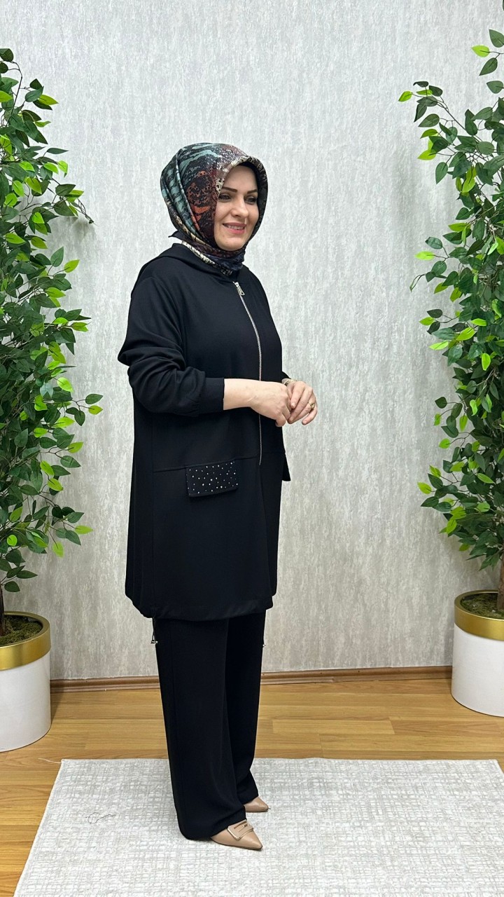 ADA KAPÜŞONLU İPEK OYSHO TAKIM SİYAH