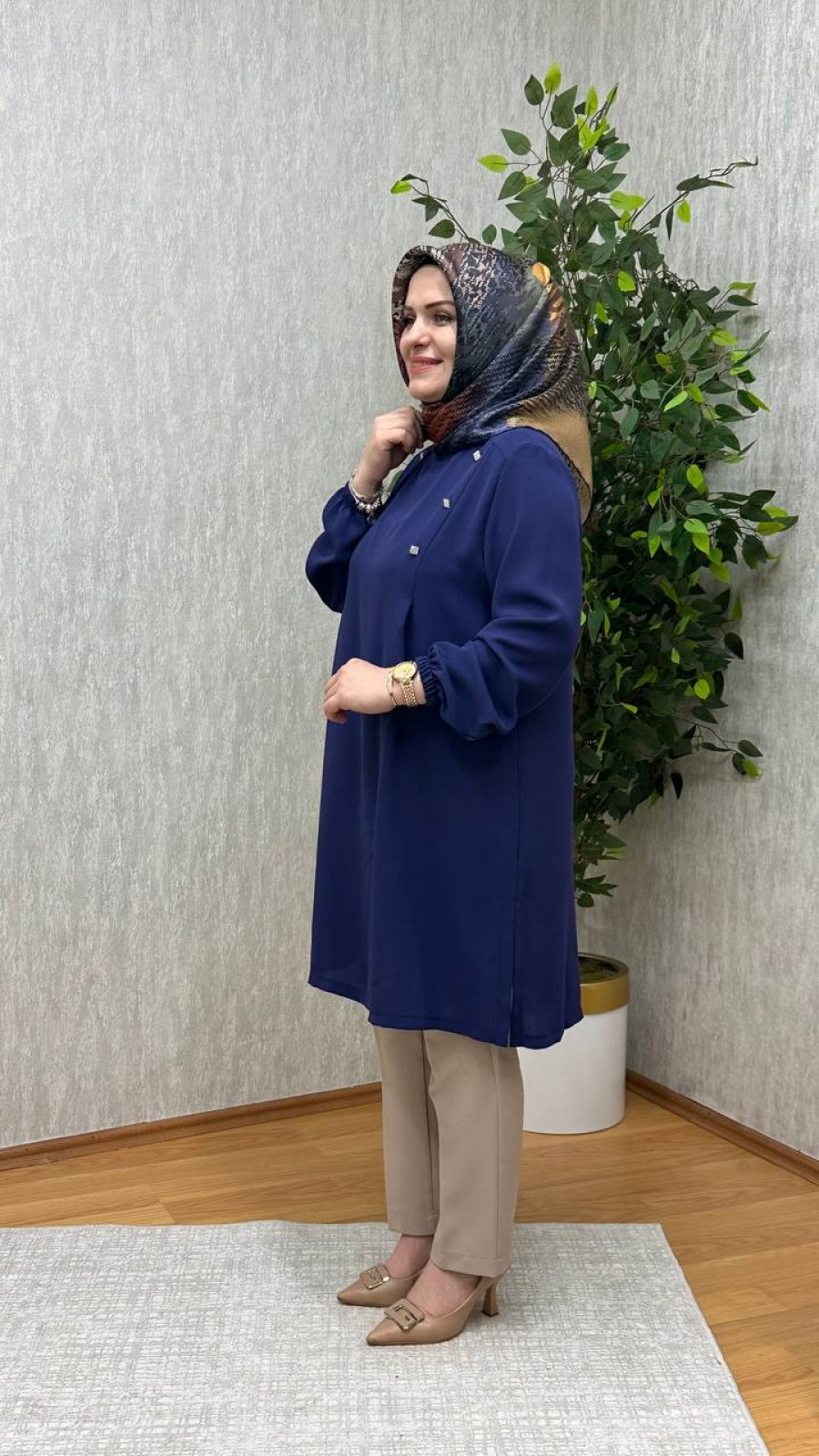 GÖZDE KREP TUNİK LACİVERT GÖZDE KREP TUNİK LACİVERT