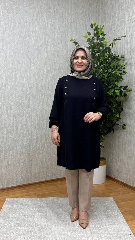 GÖZDE KREP TUNİK SİYAH GÖZDE KREP TUNİK SİYAH