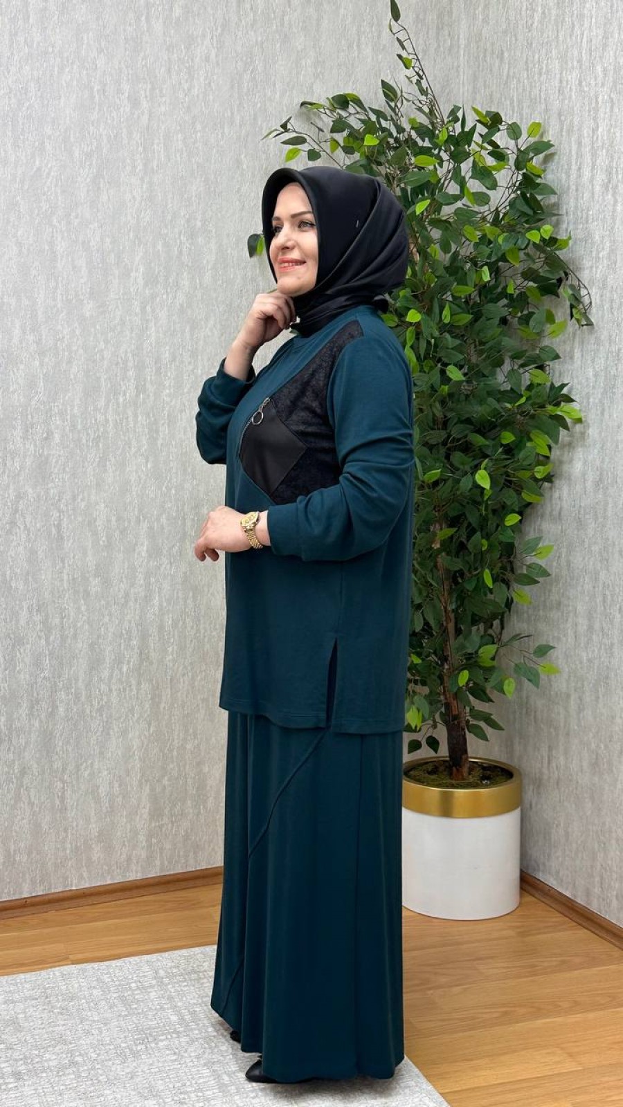 GÜNEŞ ETEKLİ BELİZ TAKIM ZÜMRÜT