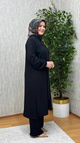 MERVE PANTOLONLU KREP TAKIM SİYAH